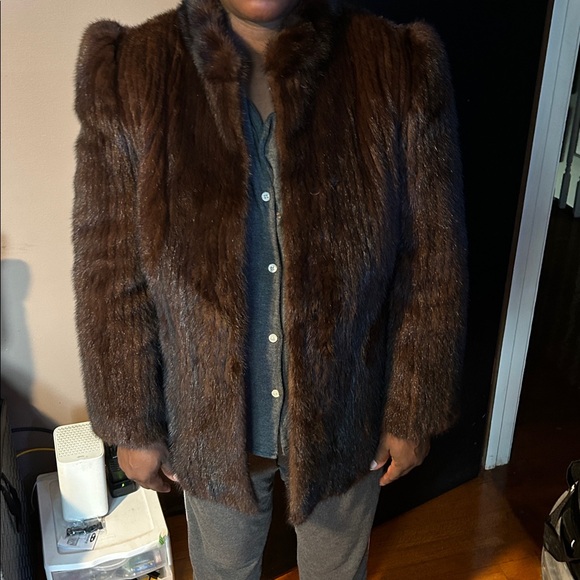 Brown Mink Fur Jacket - Picture 8 of 8